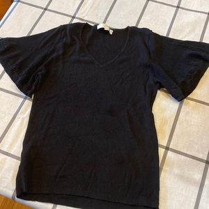 Flutter short sleeve black shirt